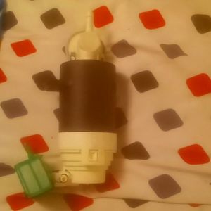 1987 Nissan d21  electric fuel pump